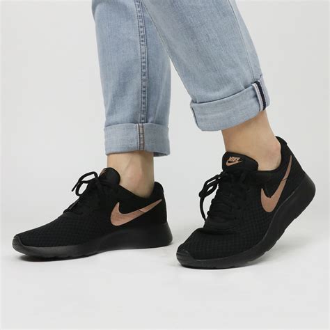 zwarte dames nike|nike dames sneakers zwart.